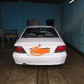 Mitsubishi Galant 1998