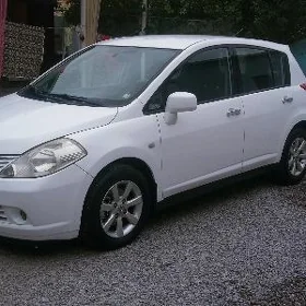 Nissan Versa 2010