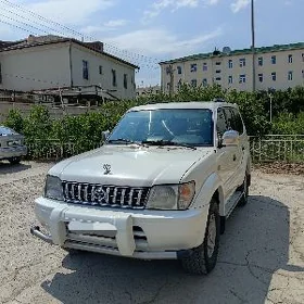 Toyota Land Cruiser Prado 1999