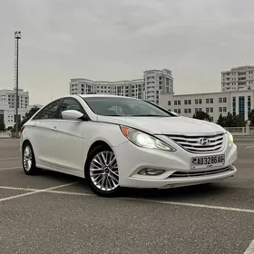 Hyundai Sonata 2012