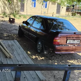 Opel Vectra 1992