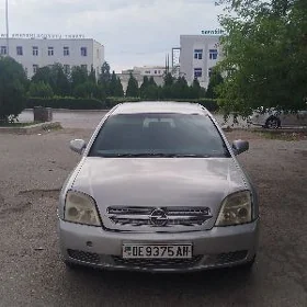 Opel Vectra 2004