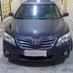Toyota Camry 2011