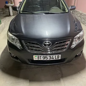 Toyota Camry 2011