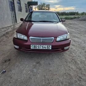 Toyota Camry 1999
