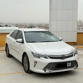 Toyota Camry 2017