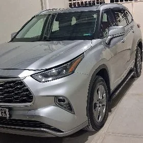 Toyota Highlander 2020