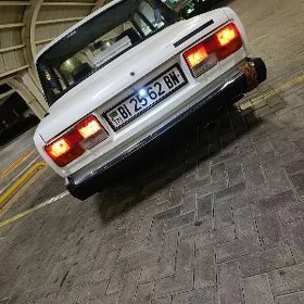 Lada 2107 1999