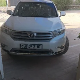 Toyota Highlander 2011