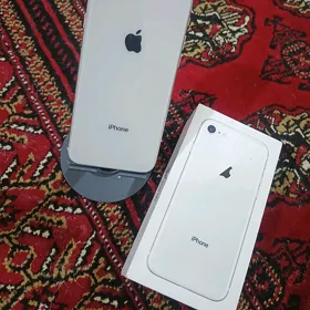 iPhone 8 . 64
