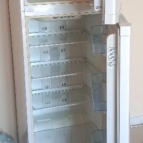 Beko firmasy Holodilnik