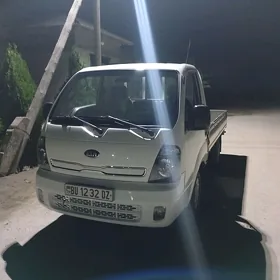 Kia Bongo 2014