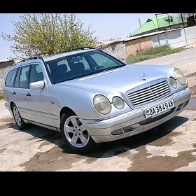 Mercedes-Benz E320 1999