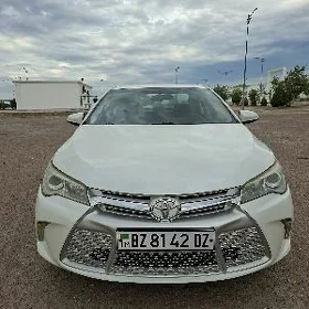 Toyota Camry 2017