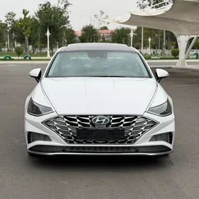 Hyundai Sonata 2021