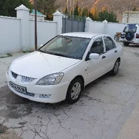 Mitsubishi Lancer 2005