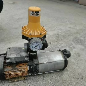 Satlyk suw nasos