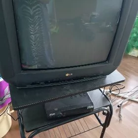 телевизор