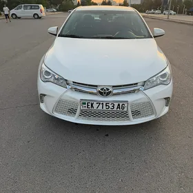 Toyota Camry 2016
