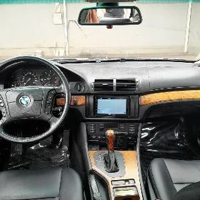 BMW 330 2001