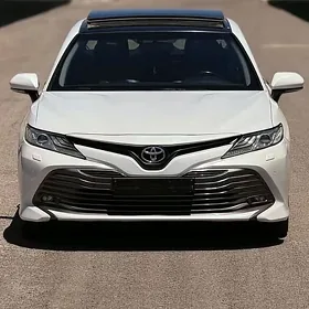 Toyota Camry 2018