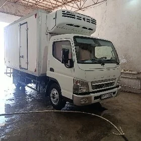 Mitsubishi Fuso 2025