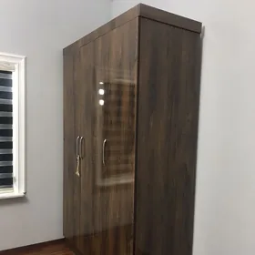 Mebel, lyustra, tv pastawka