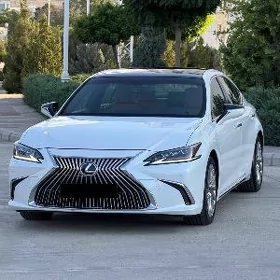 Lexus ES 350 2019