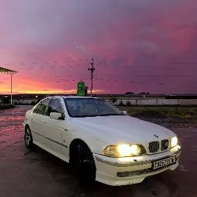 BMW E39 2002