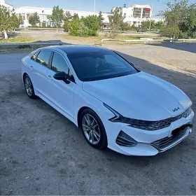 Kia K5 2021