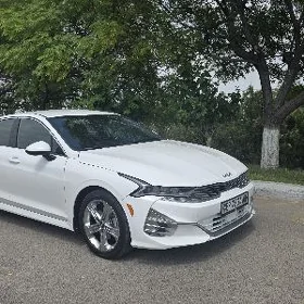 Kia K5 2021