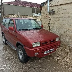 Nissan Terrano 1998