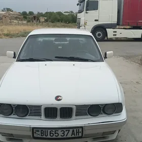 BMW 525 1990