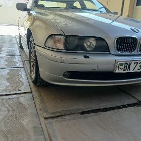 BMW E39 1999