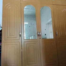 şkaf