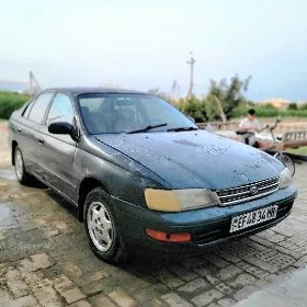 Toyota Corona 1993