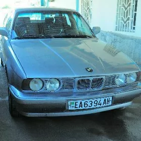 BMW 525 1990