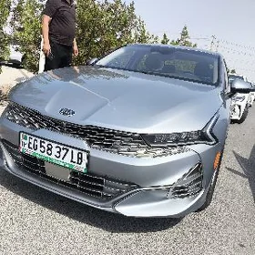Kia K5 2021