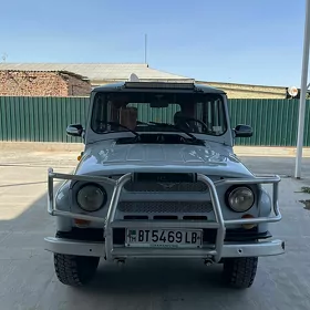 UAZ 469 2002