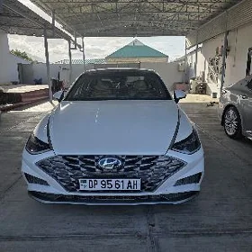 Hyundai Sonata 2021