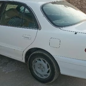Hyundai Sonata 1993