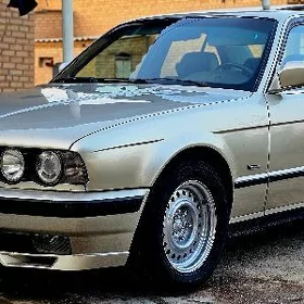 BMW 525 1989