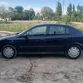 Opel Astra 2000