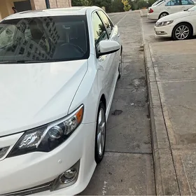 Toyota Camry 2011