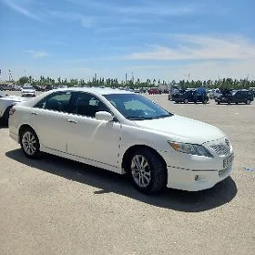 Toyota Camry 2010