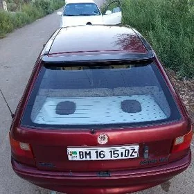 Opel Astra 1992