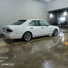 Mercedes-Benz 230E 1997