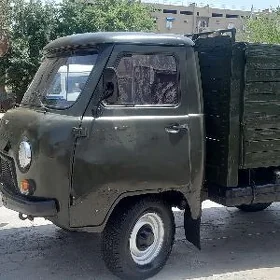 UAZ 2206 1989