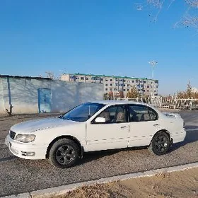Nissan Maxima 1995