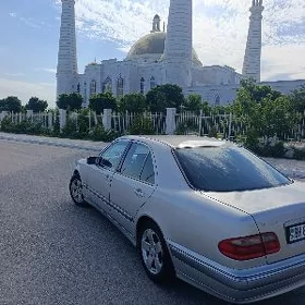 Mercedes-Benz C320 2000